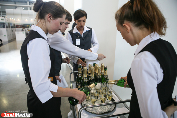 Итальянские виноделы начнут производить шампанское в Екатеринбурге - Фото 1