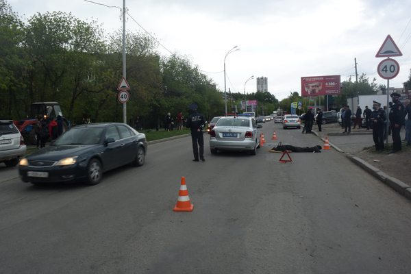 В Екатеринбурге водитель «Лексуса» насмерть сбил бабушку - Фото 1