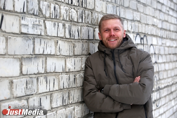 Антон Власюк, гонщик: «Ждем обильных снегопадов, чтобы покататься на снегоходах» В Екатеринбурге -18 градусов - Фото 1