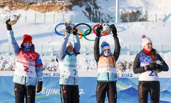Свердловские биатлонистки завоевали серебро в эстафете на Олимпиаде в Пекине - Фото 1