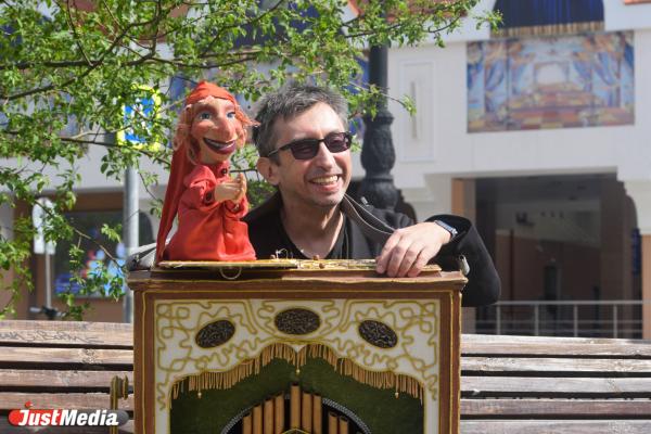 Евгений Сивко, главный режиссер Театра кукол: «Пришел май, веселый май». В Екатеринбурге 15 градусов - Фото 1