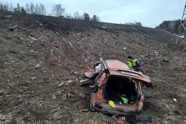 На Пермском тракте 23-летний водитель погиб, улетев в кювет - Фото 1