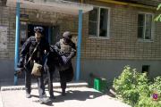 В Волгограде отец избил 13-летнего сына и удерживал в квартире пятерых детей