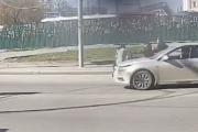 В Екатеринбурге мотоциклист в упор сбил женщину, переходившую дорогу на красный