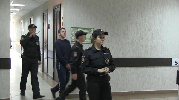 В Екатеринбурге осудили банду, которая крала велики, аккумуляторы и мороженое - Фото 4