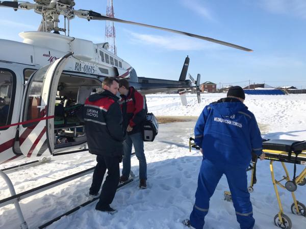 Шестимесячного малыша с пневмонией доставили вертолетом из Туринска в Екатеринбург  - Фото 3