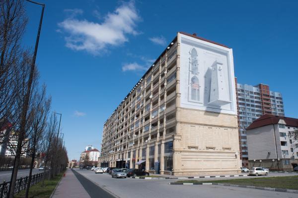 Уральский стрит-арт появился на стенах и заборах Грозного - Фото 2