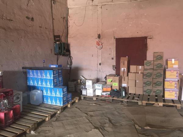 В Нижнем Тагиле нашли склад с паленым алкоголем - Фото 3