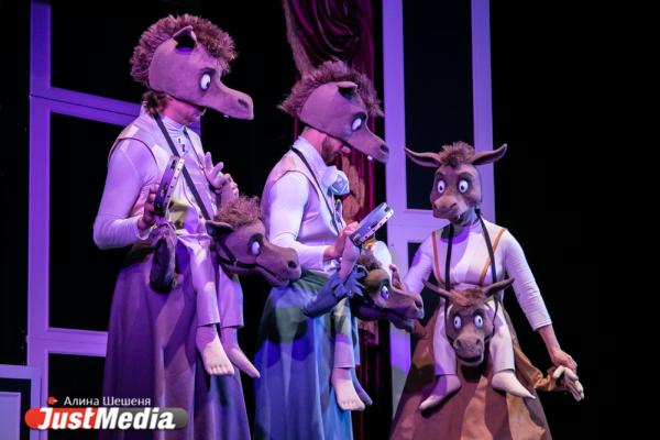 В Екатеринбургском театре кукол покажут нескучную историю с персонажами шести крыловских басен - Фото 2
