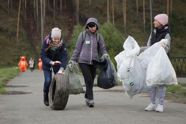 «Галамартовские» коты помогли очистить Екатеринбург от мусора - Фото 3