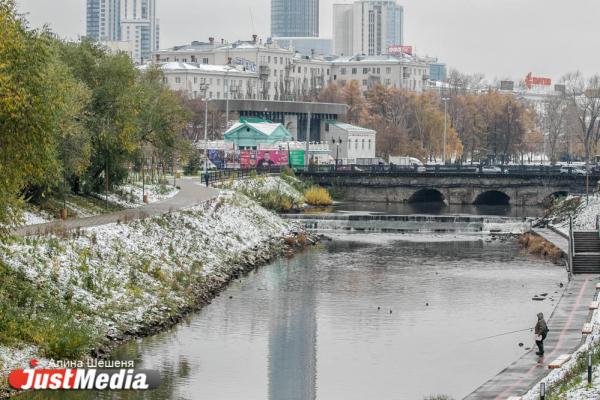 Смотрим красивые фотографии снежного Екатеринбурга - Фото 10