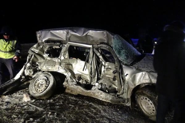 В ДТП под Нижним Тагилом погиб водитель Renault Duster - Фото 2