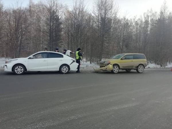В Екатеринбурге произошли два ДТП, в которых пострадали дети - Фото 2
