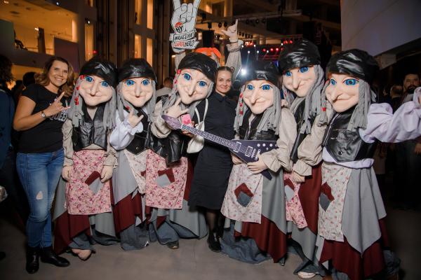 «Старый Новый Рок» в Екатеринбурге: музыкальный драйв, подарки и BABA YAGA - Фото 3
