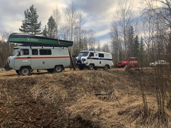 В Свердловской области спасатели сутки искали утонувшего во время сплава по реке Турья мужчину - Фото 4