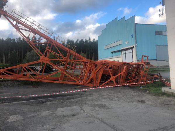В результате урагана в Свердловской области погибли два человека - Фото 3