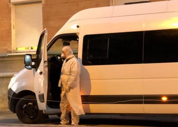 Екатеринбургский депутат предоставил врачам три микроавтобуса, чтобы доставлять пациентов с подозрением на COVID-19 - Фото 2