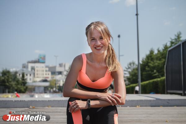 Дарья Половникова, фитнес-тренер: «На улице 40-градусная жара, поэтому соблюдайте питьевой режим и никаких тренировок на солнце». В Екатеринбурге +39  - Фото 8