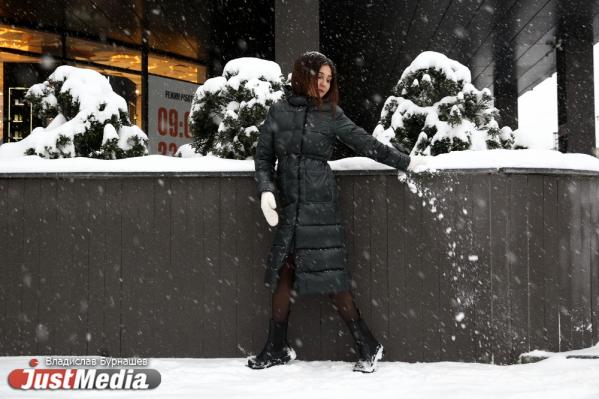 Алена Степанова, менеджер: «Наконец-то выпало много снега. Всем пушистого Нового года!» В Екатеринбурге -2 градуса - Фото 4