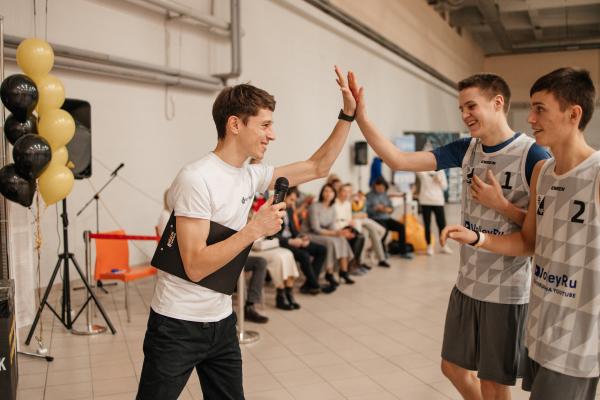Большой спортивный стартап: как фанаты волейбола открыли зал на 2600 метров в Екатеринбурге - Фото 6