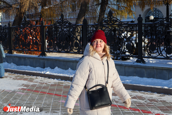 Екатерина Гареева, врач-лаборант: «Хочется, чтобы в городе было потеплее». В Екатеринбурге -13 градусов - Фото 3
