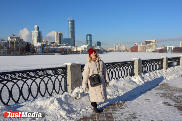 Екатерина Гареева, врач-лаборант: «Хочется, чтобы в городе было потеплее». В Екатеринбурге -13 градусов - Фото 4