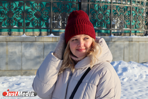 Екатерина Гареева, врач-лаборант: «Хочется, чтобы в городе было потеплее». В Екатеринбурге -13 градусов - Фото 5