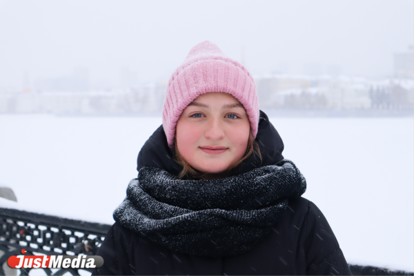 Мария Стройкина, школьница: «Люблю, когда снега не так много и тепло». В Екатеринбурге -13 градусов - Фото 6