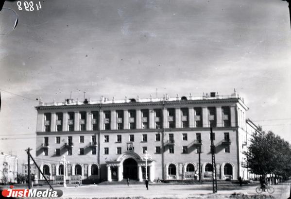 В 1950 годы в Свердловске построили шесть новых кинотеатров - Фото 7