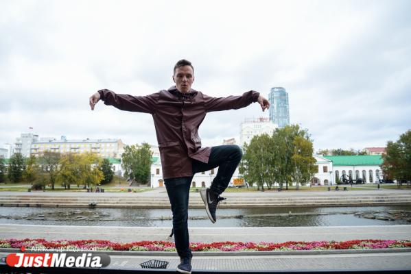 Журналист Дмитрий Изгагин: «Не важно, как холодно на улице, ведь главное - это тепло, которое греет изнутри». В Екатеринбурге +20 - Фото 4