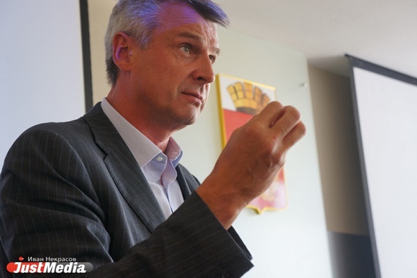 Посторонись! Вице-губернатор Носов открыл «бесплатную мэрскую кампанию»