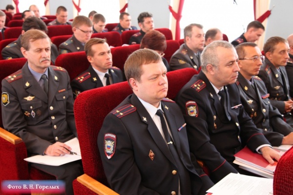 Свердловские полицейские вплотную займутся депутатами и элитными школами - Фото 1