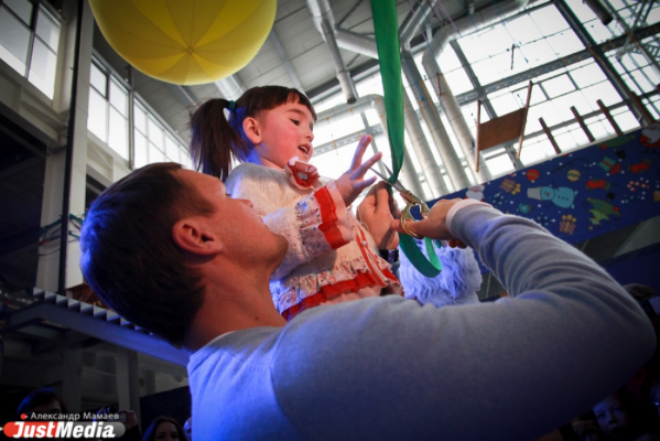 Он сказал: «Поехали!» Алексей Багаряков торжественно открыл «ГлавЁлку» - Фото 1