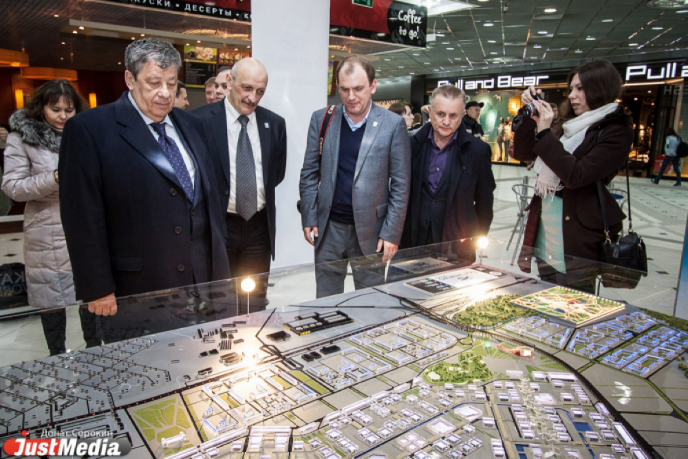 Чернецкий - о комиссии МБВ: «Нам что, зонтик над городом повесить, чтоб снег не шел? Мы предупреждали, что это не самое удачное время» - Фото 1