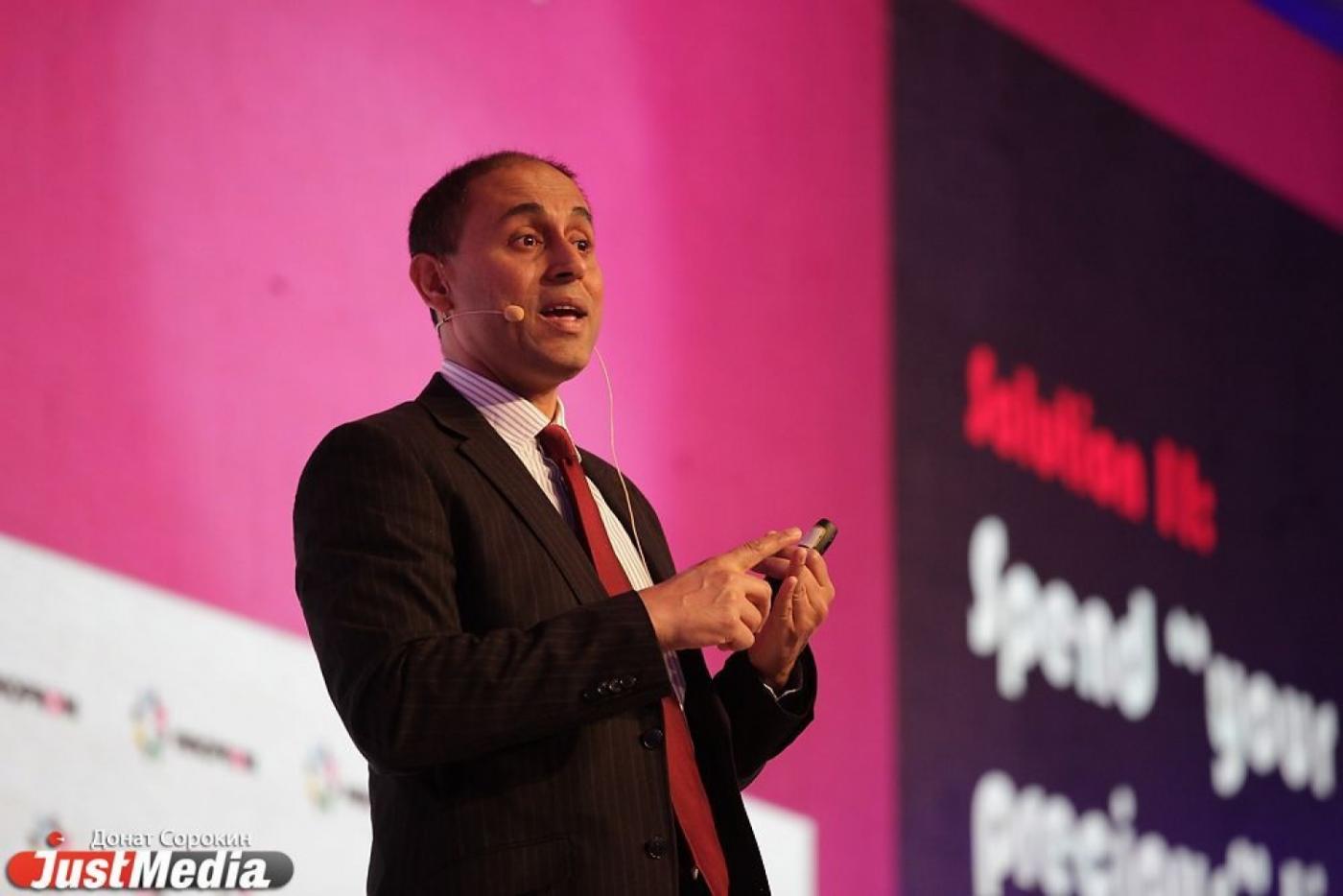 Нью-Васюки на «ИННОПРОМе». Мировые гуру анонсировали одноразовые компьютеры, интерактивные обои и роботов для пенсионеров - Фото 1