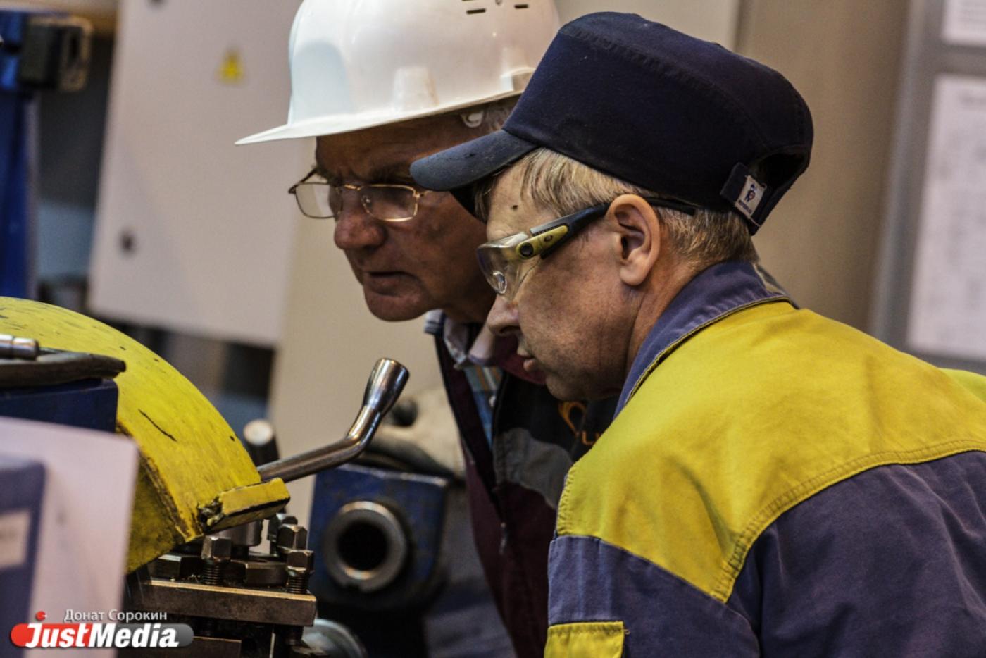 Я в рабочие пойду, пусть меня научат. Готовить электриков, слесарей и крановщиков в Свердловской области будут по-новому - Фото 1