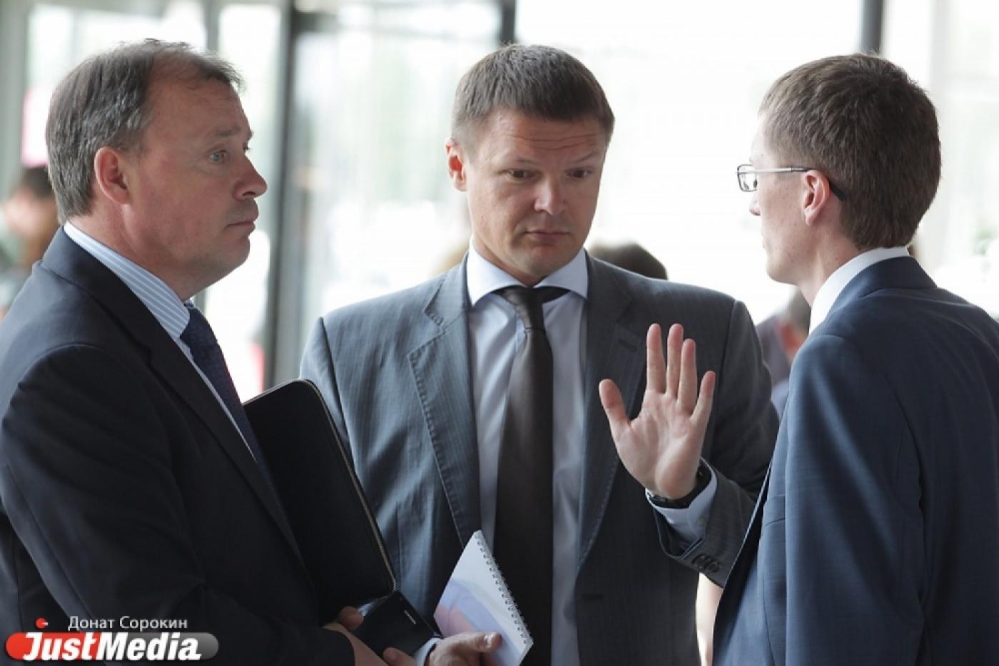 «Он доил бизнесменов под молодежные проекты, но пускал эти деньги на выборы». За что губернатор уволил великого комбинатора Багарякова - Фото 1