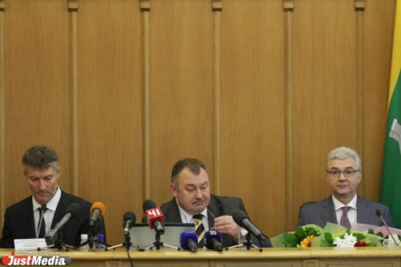 Тунгусов нашел инструмент влияния на недисциплинированных депутатов: специальная комиссия сможет лишать народных избранников мандатов - Фото 1