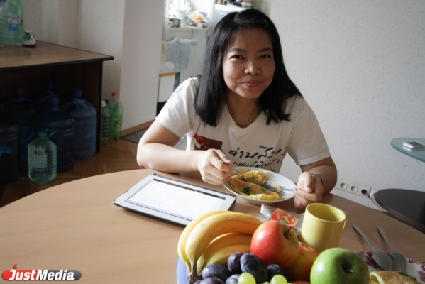 Маски из талька и освежающий душ. Празднование тайского нового года избавляет людей от негатива. СПЕЦПРОЕКТ - Фото 1