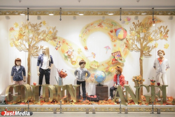 Все от пинеток до стильных шубок: JustMedia посетил детское королевство в «Европе» - Фото 1