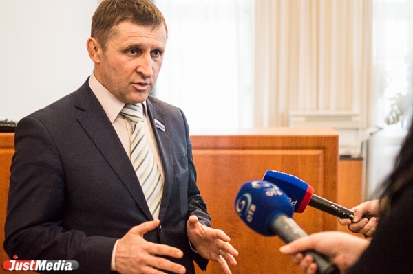 «Это пережиток прошлого»! Артюх борется за упрощение процедуры вступления в должность главы Екатеринбурга - Фото 1