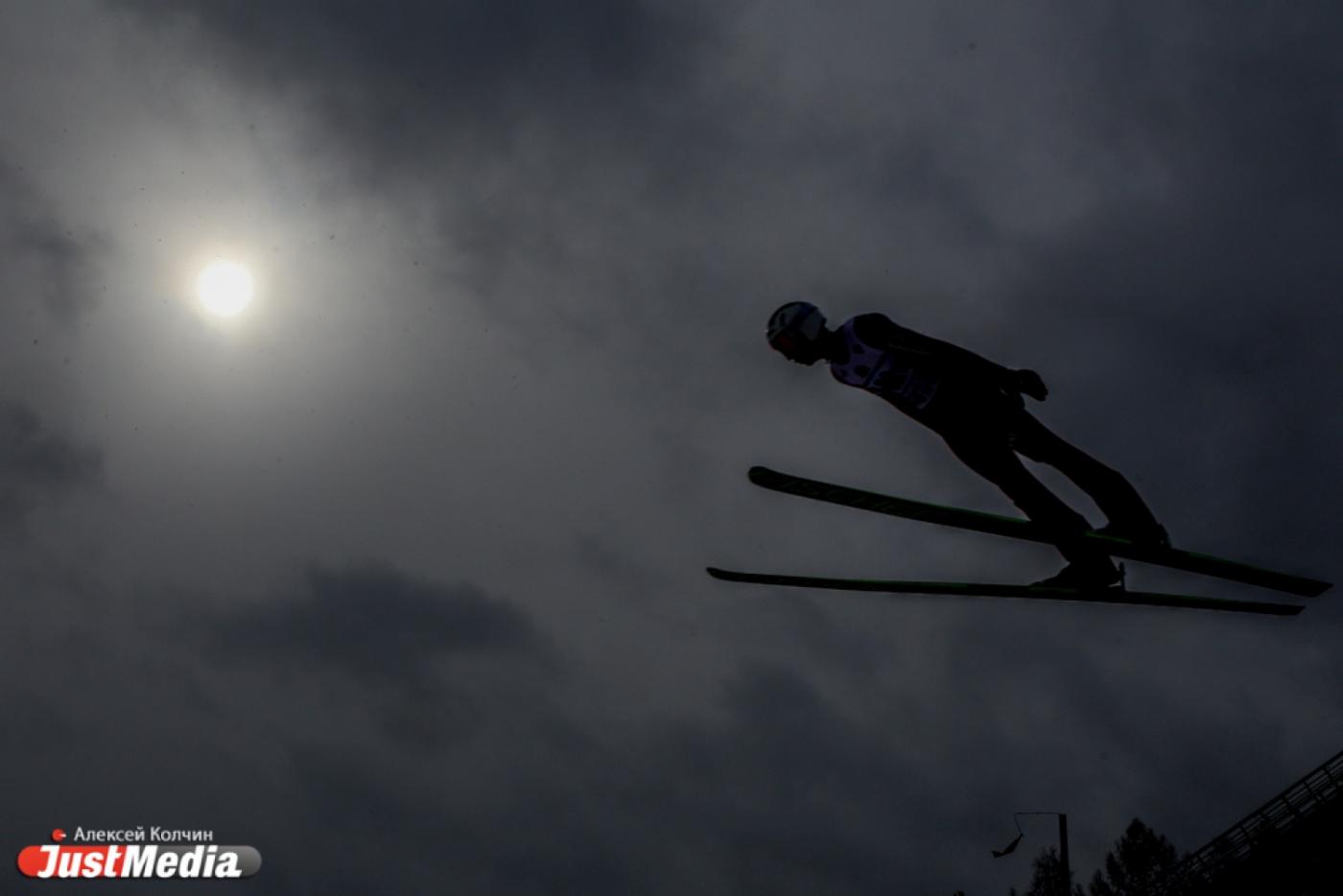 Без ветра не бывает полета. В Нижнем Тагиле определился обладатель Континентального Кубка по прыжкам на лыжах с трамплина - Фото 1