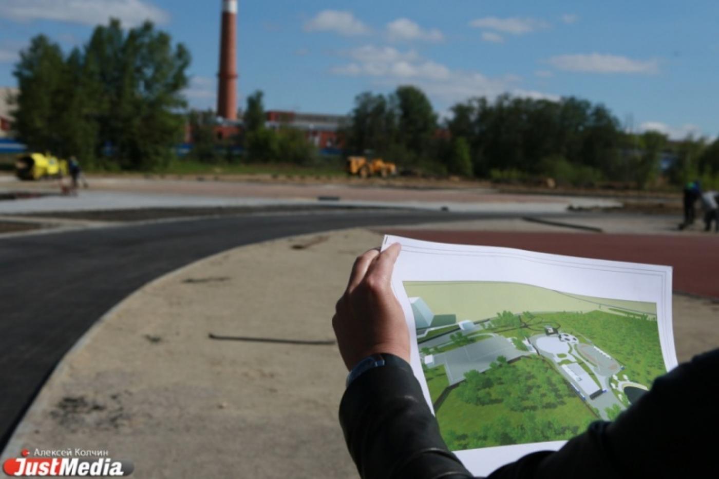 Двухметровый забор, видеокамеры и полиция — этим летом любители футбола будут болеть под присмотром - Фото 1