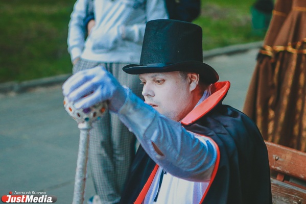 Жертвы «Каменных палаток», приведение с проспекта Ленина и тайна огонька наверху телебашни. Екатеринбург населяют мистические легенды. СПЕЦПРОЕКТ - Фото 1