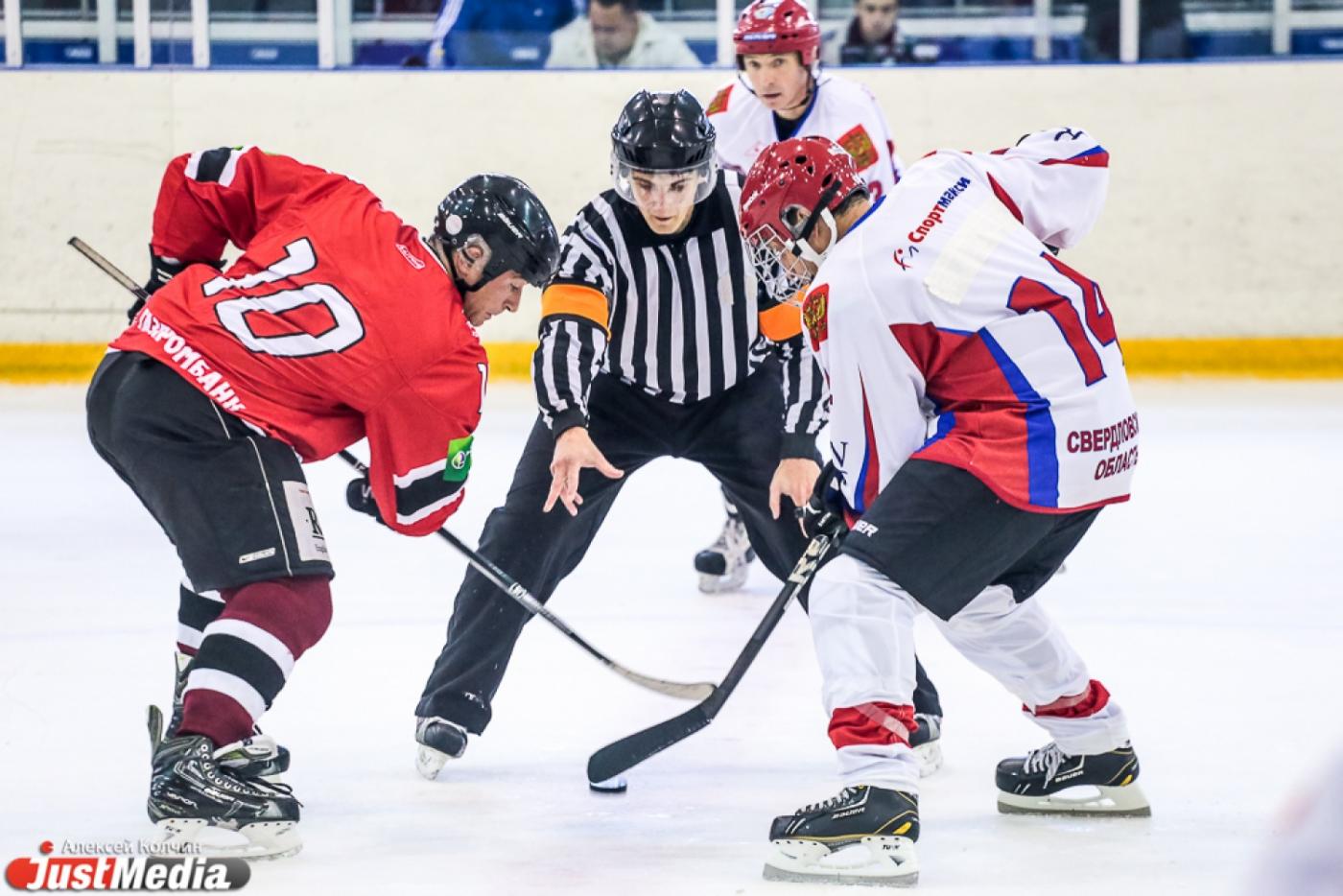 «Жалеть никого не будем!» — ветераны «Автомобилиста» разгромили команду власти - Фото 1