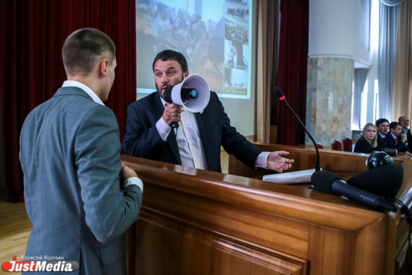 Провокация не удалась. Садоводы обиделись на депутатов Заксобрания, использовавших их в политических играх. ФОТО - Фото 1
