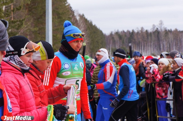 Шипулин, Легков, Гараничев и другие герои Олимпиады на одной трассе. Под Екатеринбургом прошли необычные соревнования - Фото 1