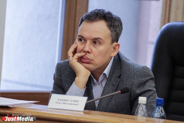 Поправки для Хабибуллина. Депутатов гордумы хотят ограничить тремя вопросами на одного докладчика - Фото 1