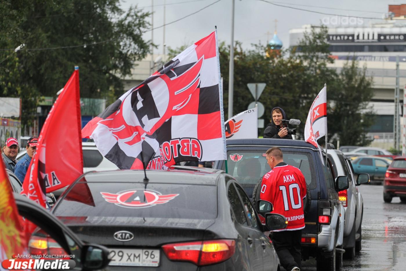 Сезон открыт — пора разгоняться. Новый хоккейный год в Екатеринбурге начался с победы - Фото 1
