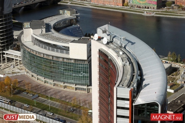 Итоги года офисной недвижимости: конкуренция и нестабильная экономическая ситуация заставляют владельцев офисников снижать ставки и думать о потребностях арендаторов